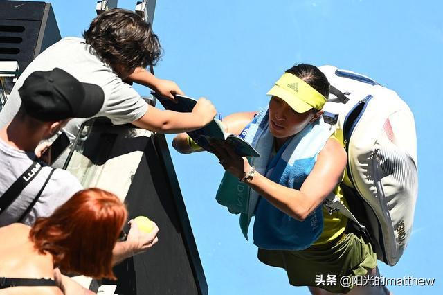 手贝里内利 手贝里内利